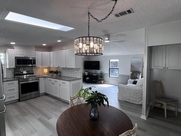 419 Tennis Lane a Winter Haven, FL Mobile or Manufactured Home for Sale